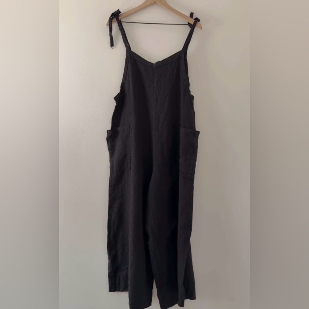 Meo Meli Black Tie-Shoulder Linen Jumpsuit - Picture 3 of 5